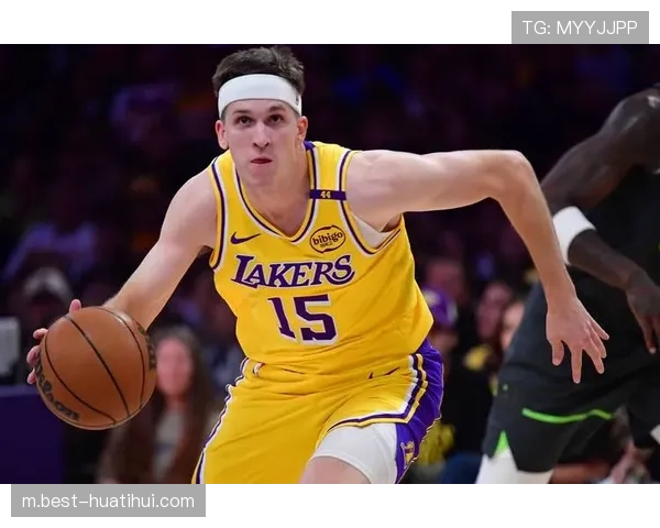 湖人罚球如雨命中率爆表 里夫斯罚球比国王全队还多